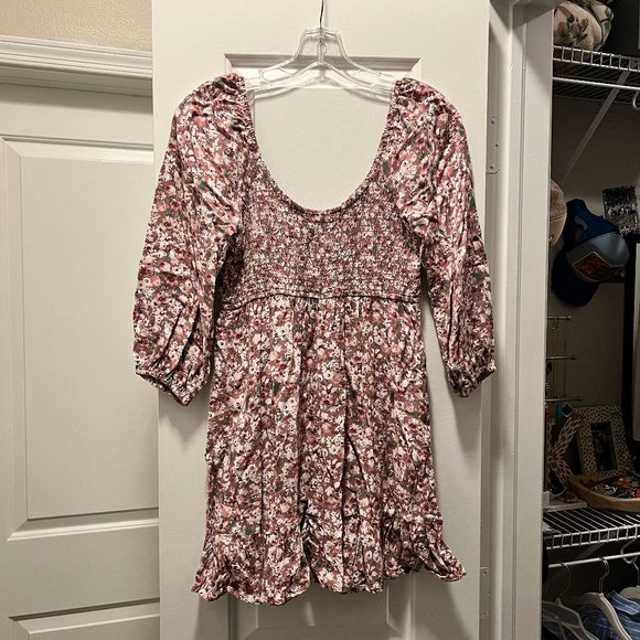 Hollister Midi Floral Dress - Picture 3 of 3